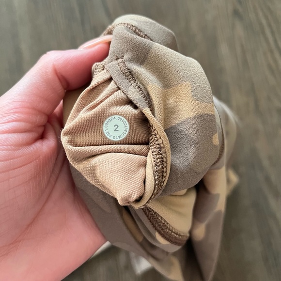 Lululemon Align 25” Heritage Camo Leggings - Picture 6 of 6